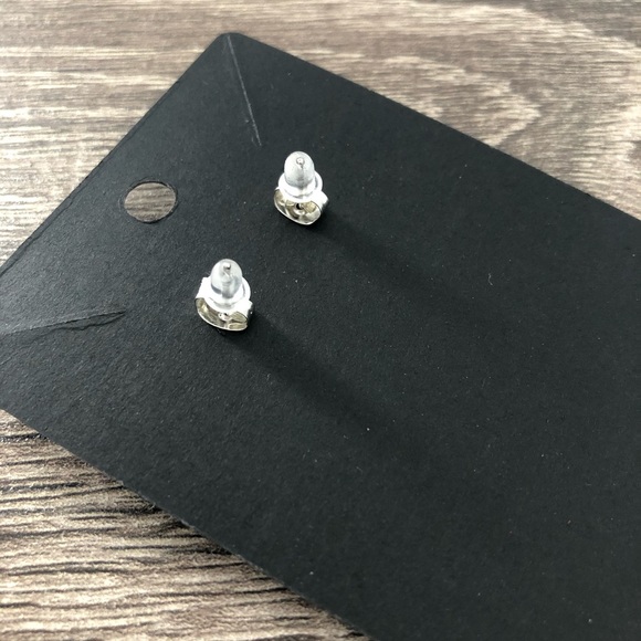 NEW Sterling Silver CZ Cat Earrings - Picture 3 of 3